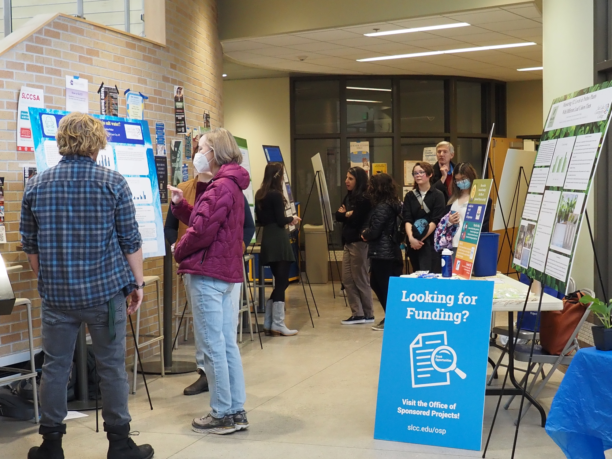 Crowd viewing of UP3RC presentations